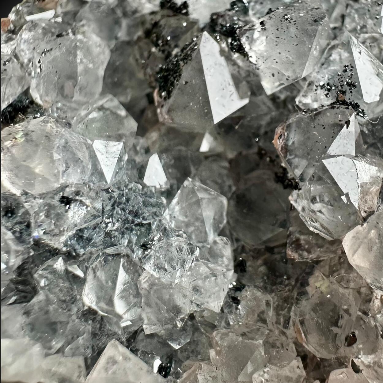 Quartz With Specularite