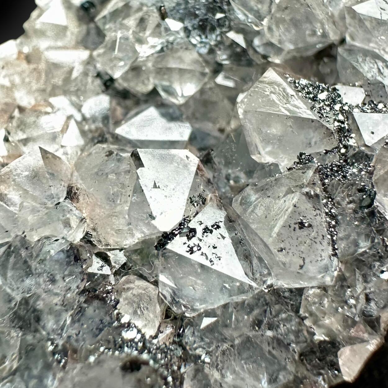 Quartz With Specularite