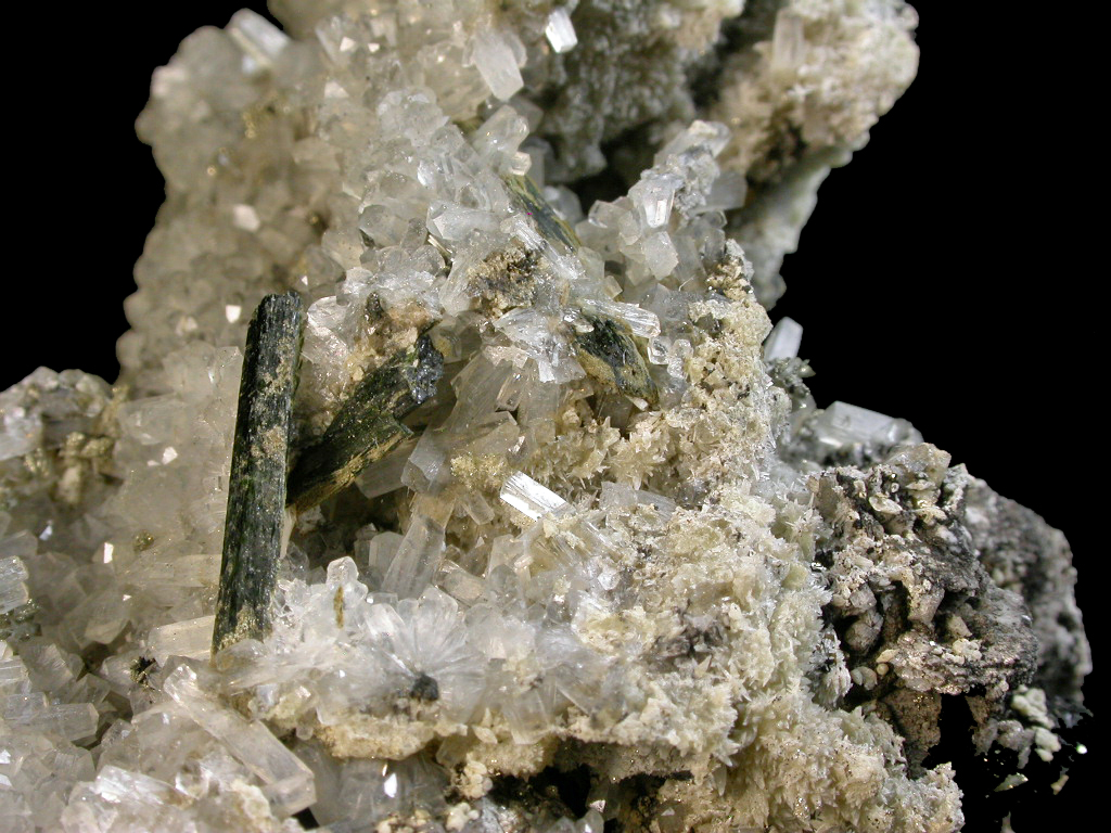 Natrolite Pyrite Calcite & Zircon