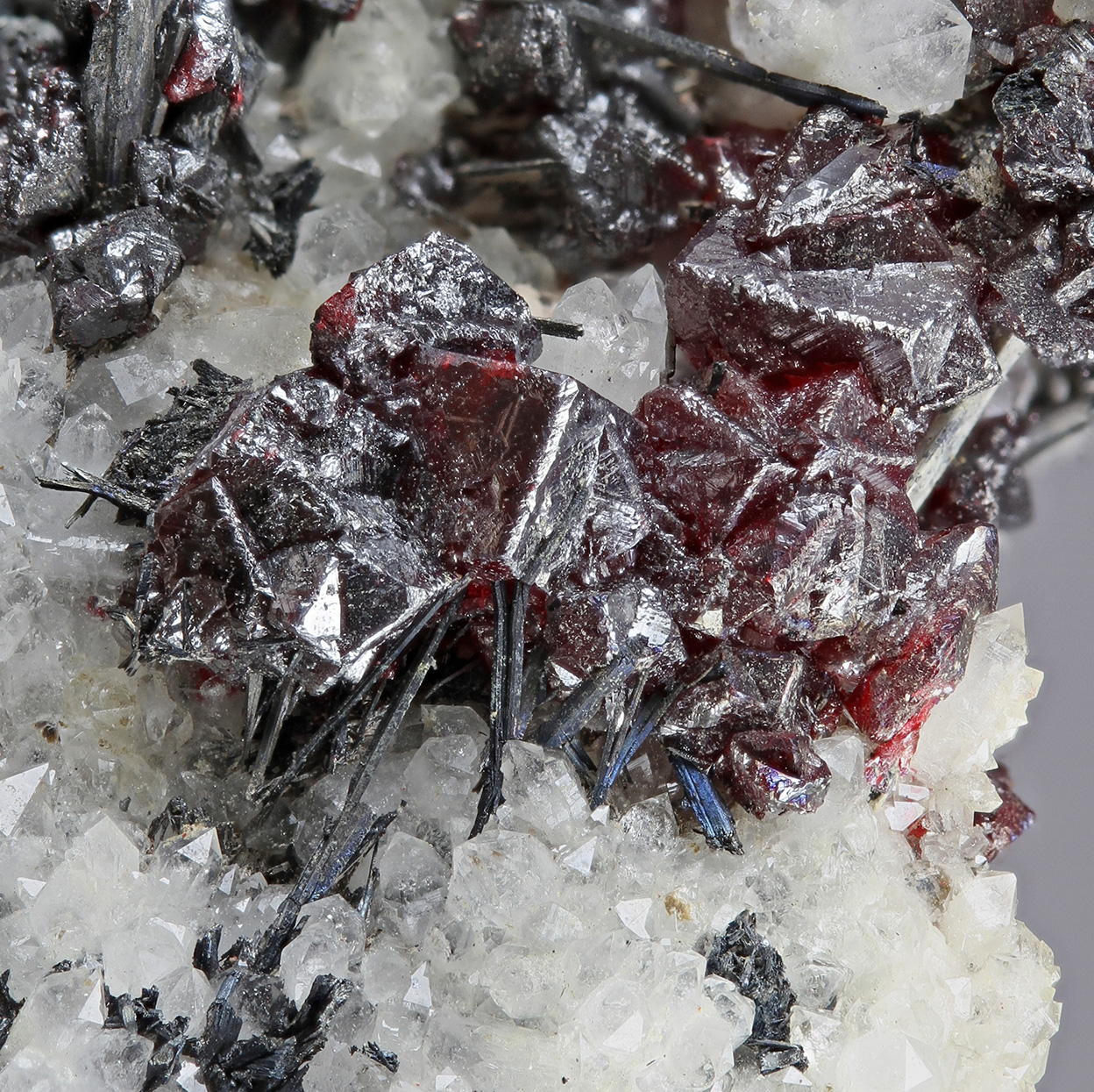 Cinnabar Stibnite & Quartz