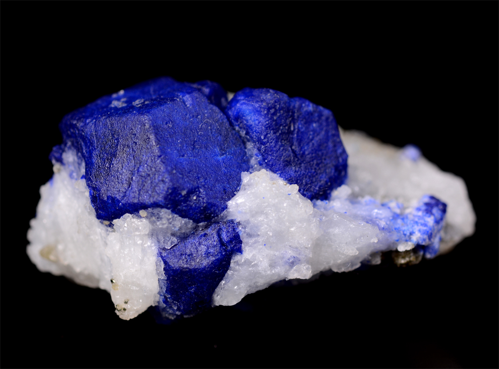 Lazurite With Calcite