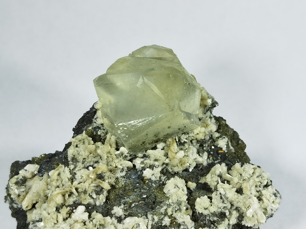 Calcite & Stellerite