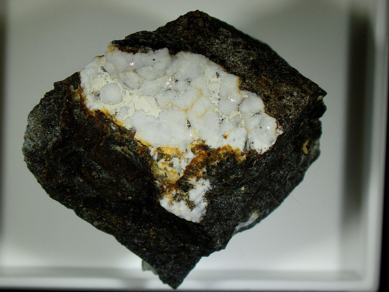 Phillipsite