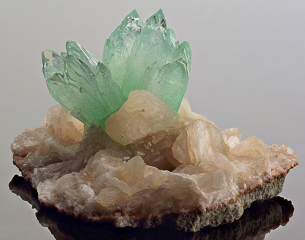 Apophyllite & Stilbite