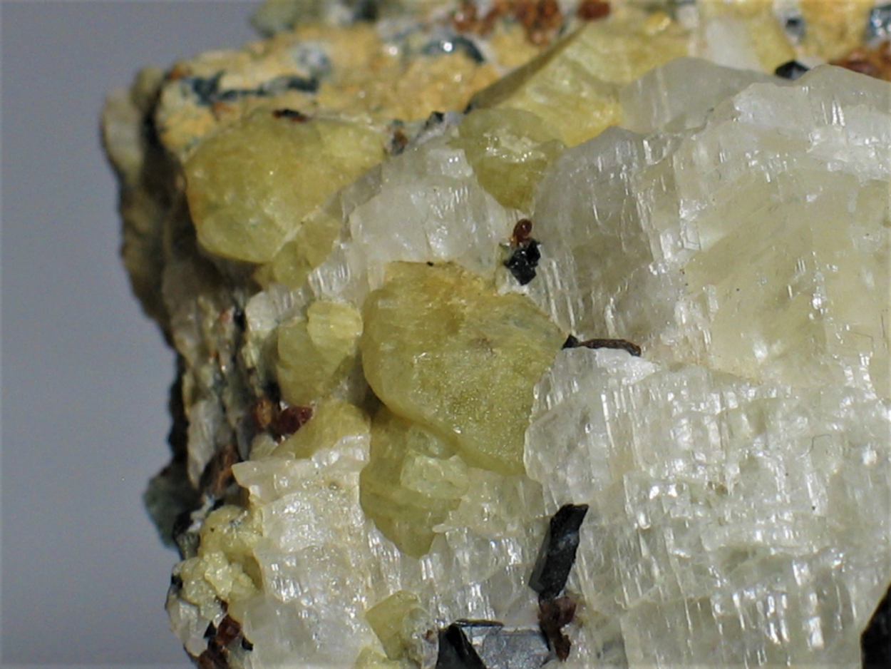 Spinel & Norbergite