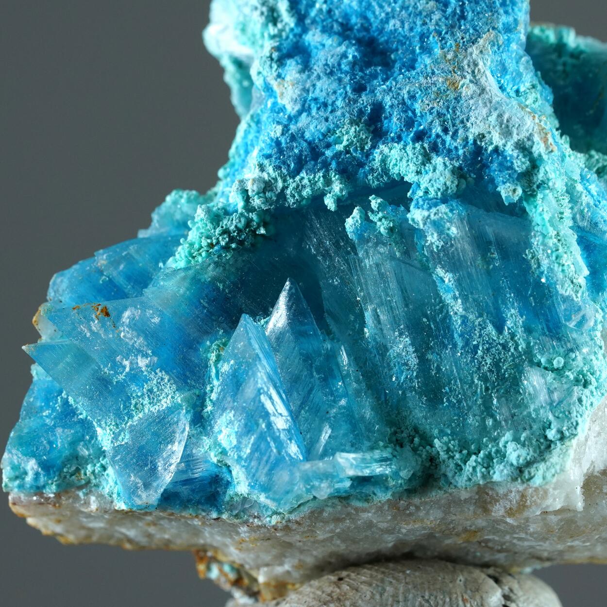 Serpierite Zincowoodwardite & Selenite