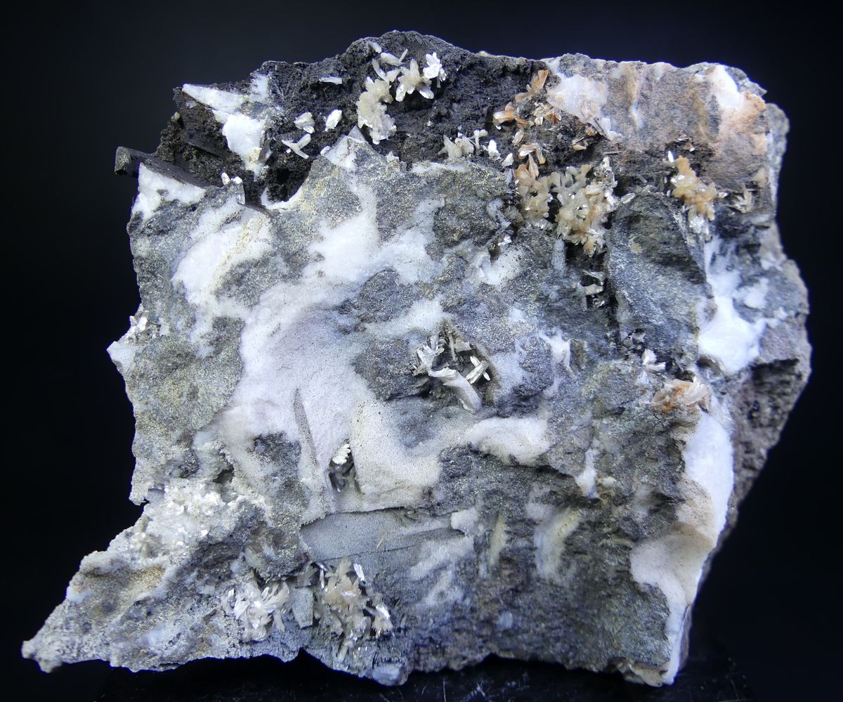 Brandtite & Arseniosiderite