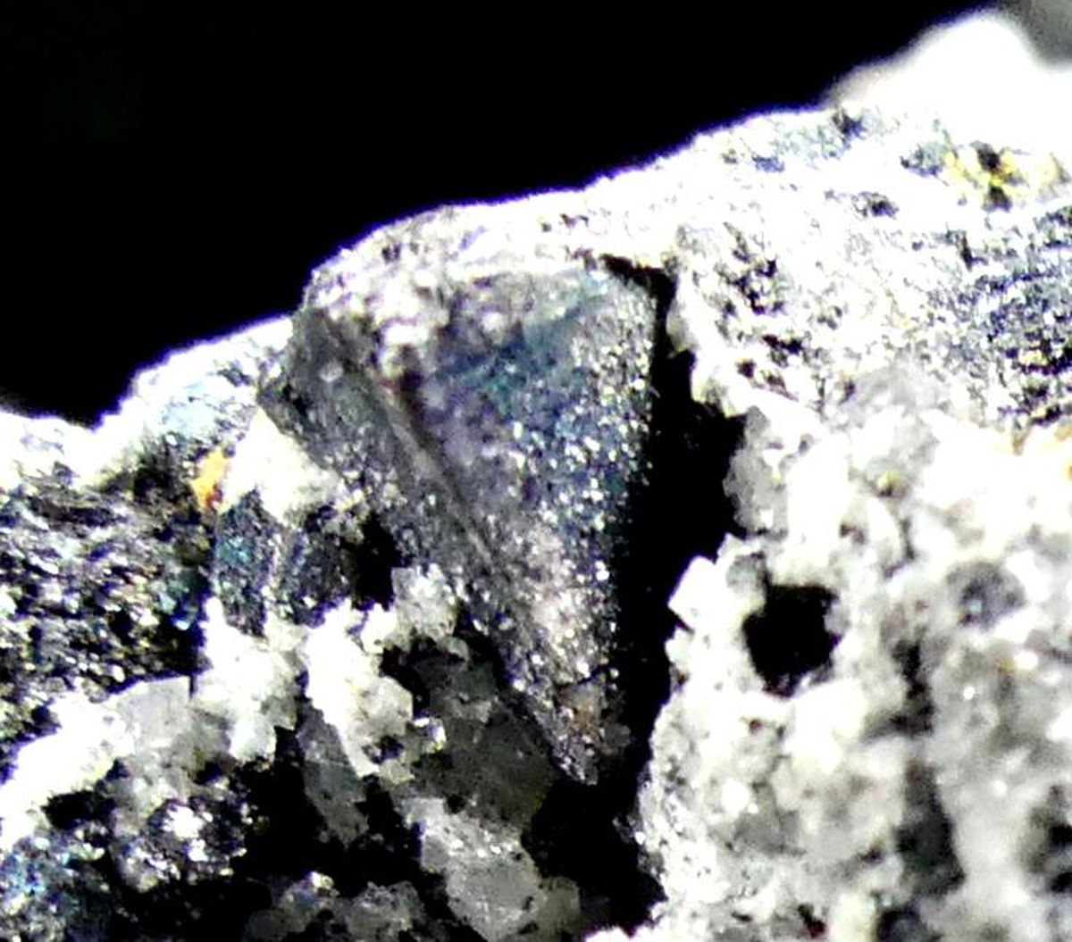 Siegenite Chalcopyrite Pyrite & Galena