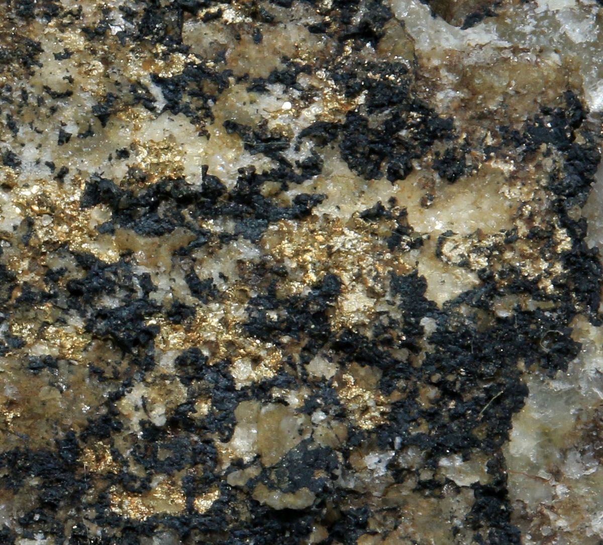 Native Silver & Acanthite