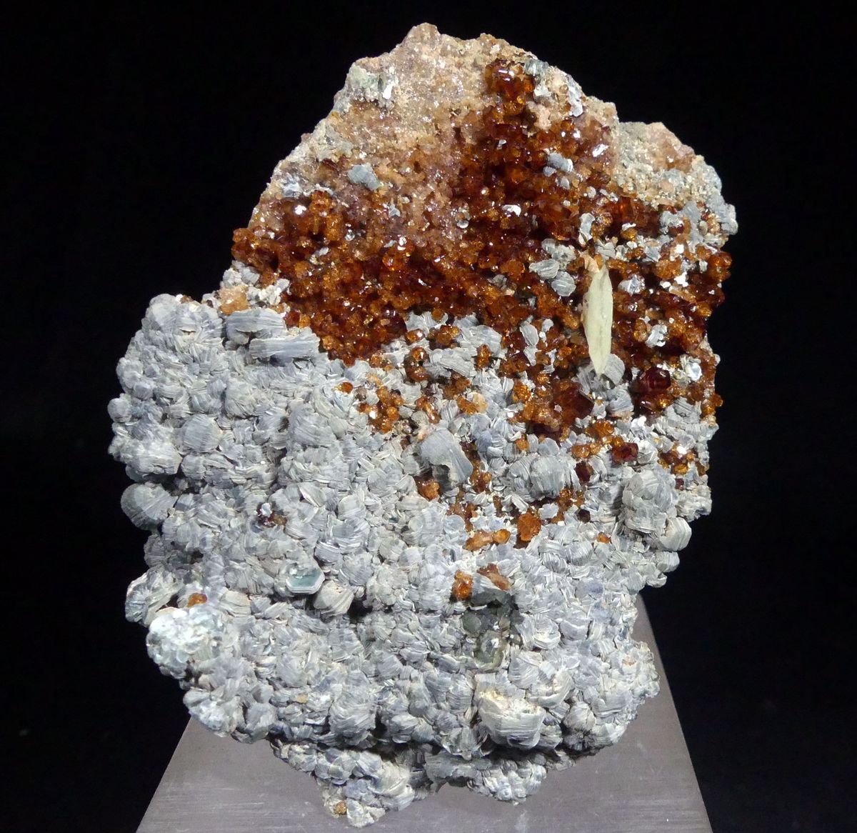 Titanite Hessonite & Clinochlore
