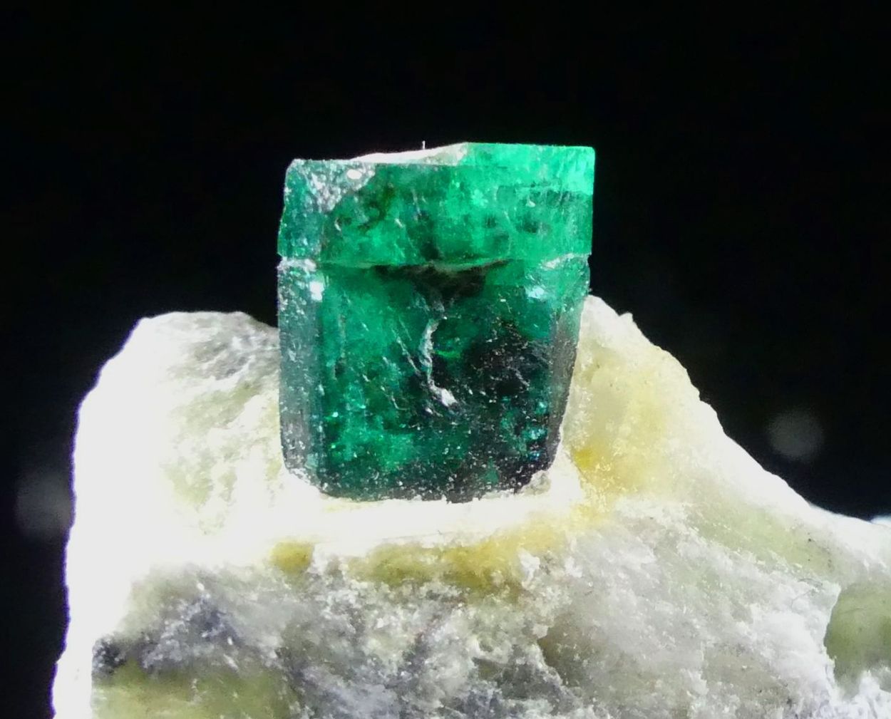 Emerald On Calcite