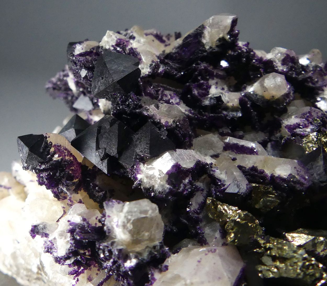 Fluorite & Chalcopyrite On Quartz