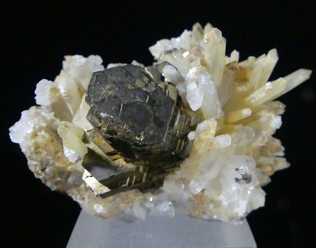 Pyrrhotite & Calcite On Quartz