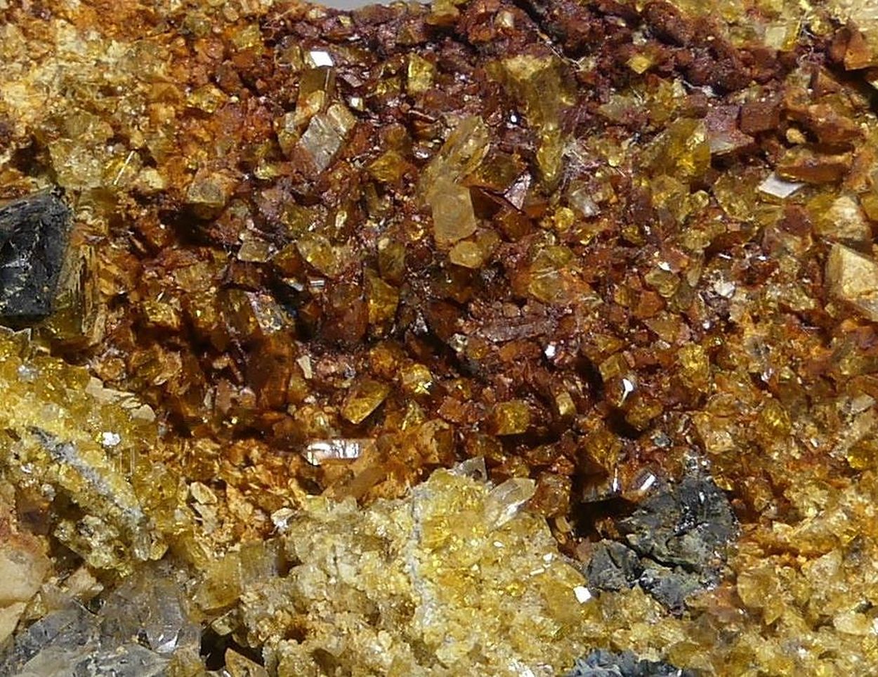 Arrojadite-(KFe) Lazulite & Whiteite-(CaFeMg)