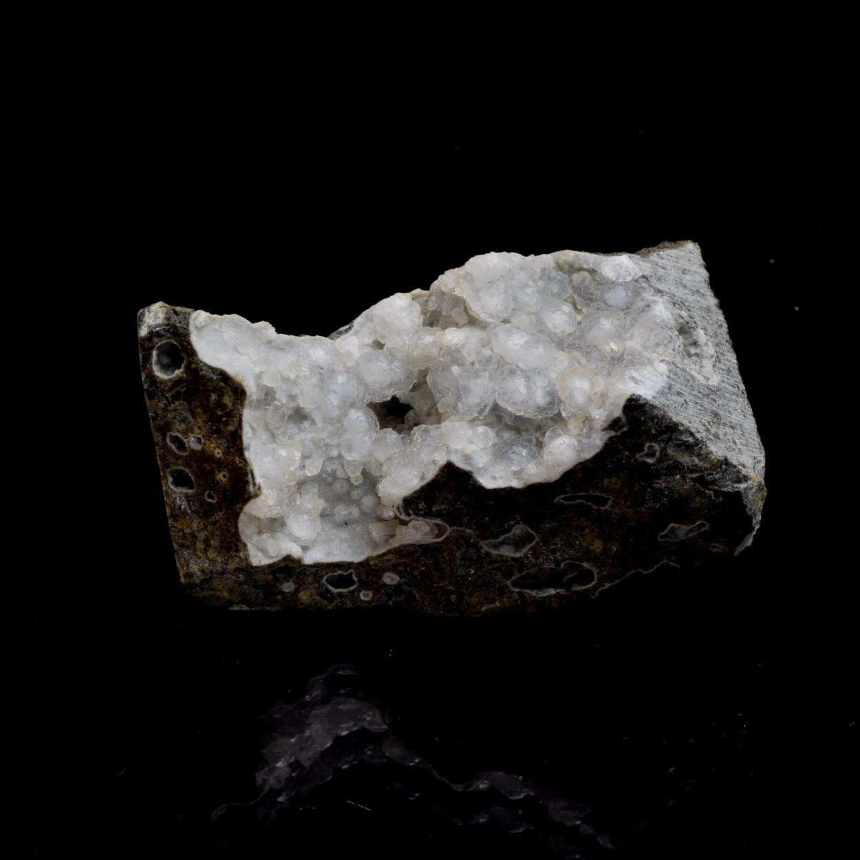 Thomsonite-Ca