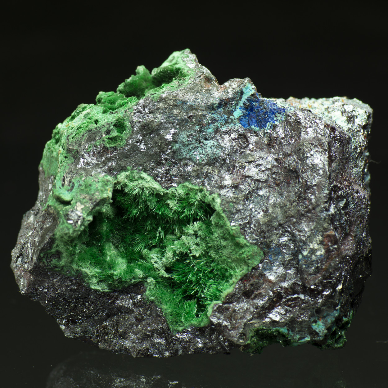 Buttgenbachite Paramelaconite Rouaite Gerhardtite & Malachite