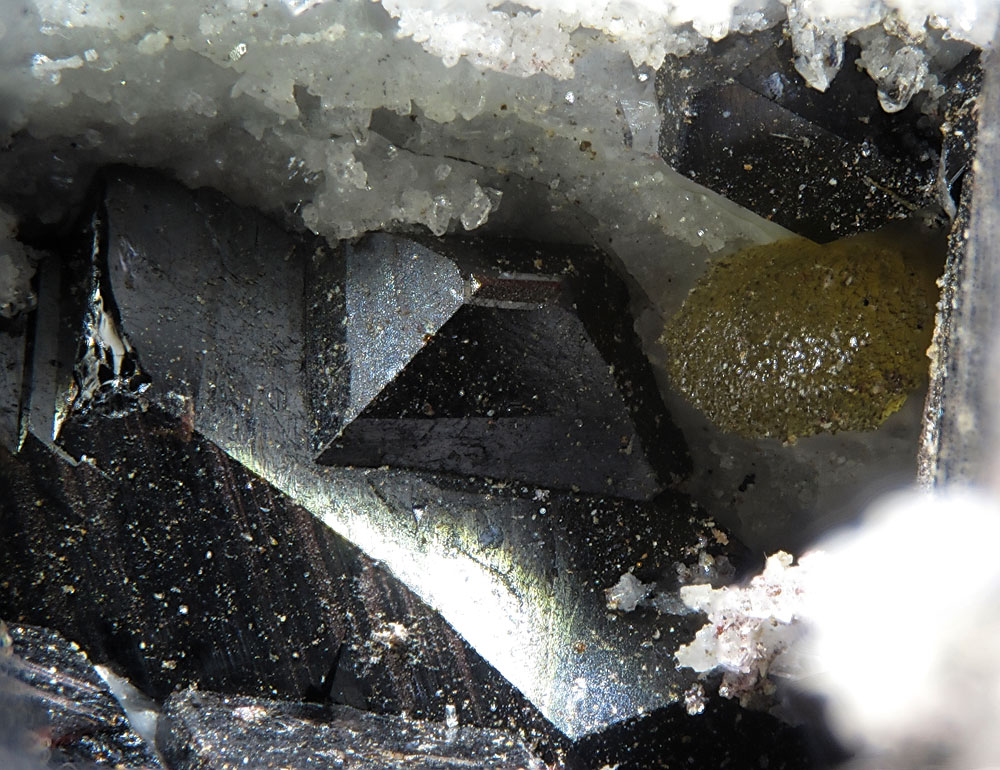 Kryzhanovskite