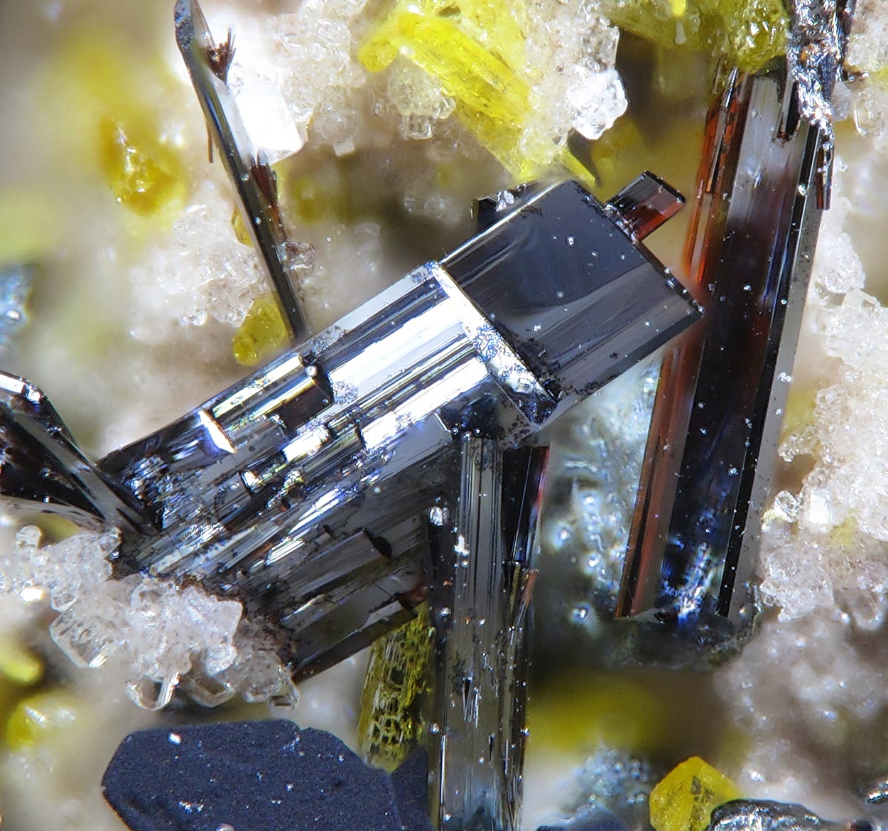 Yuanfuliite