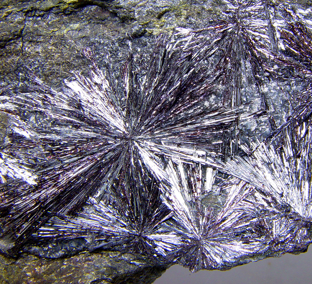 Kermesite