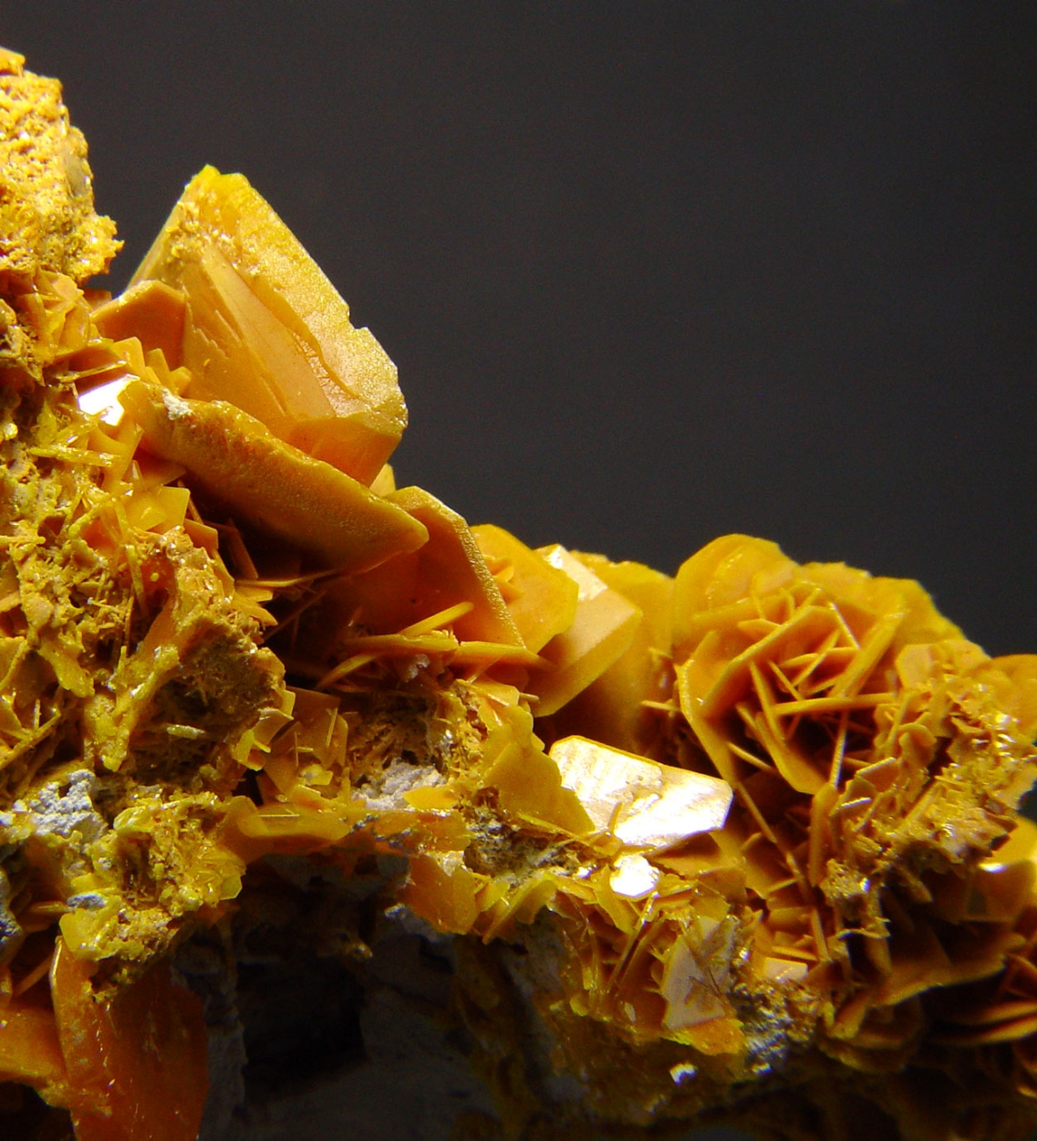 Wulfenite