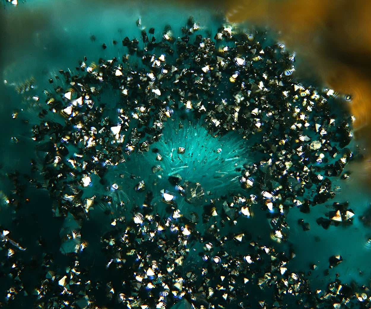 Murdochite On Aurichalcite