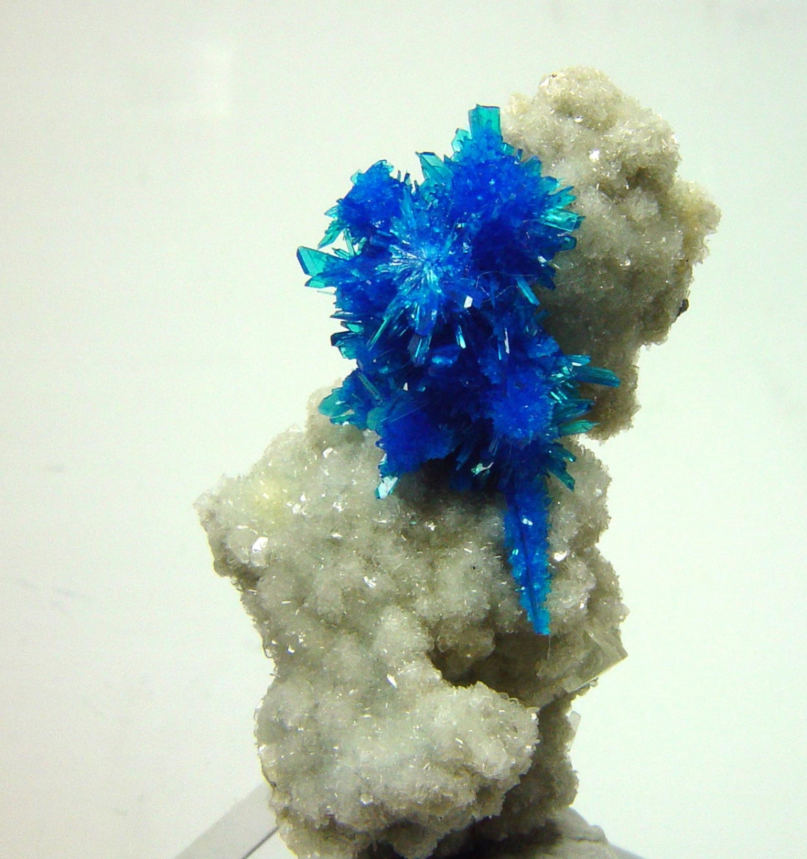 Pentagonite