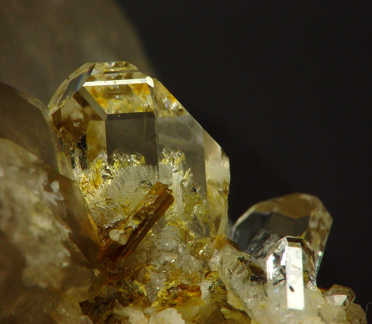 Topaz On Quartz