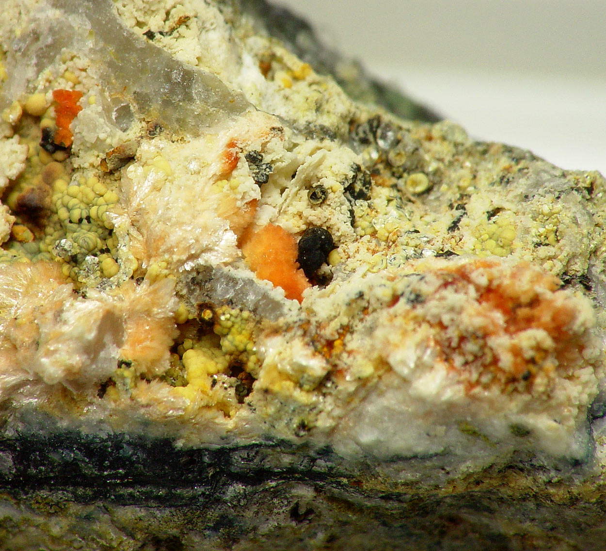 Montgomeryite