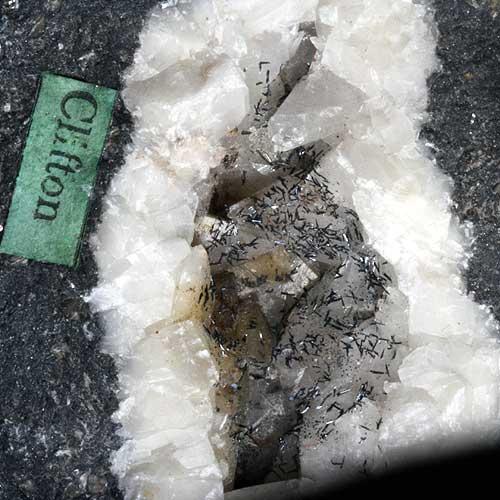 Goethite On Calcite