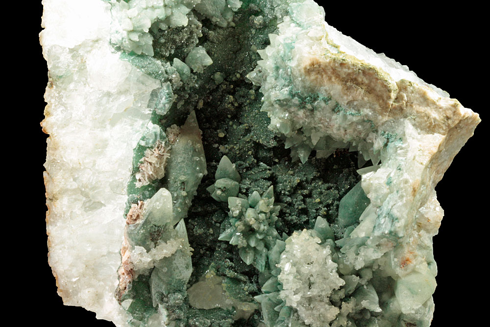 Calcite With Celadonite