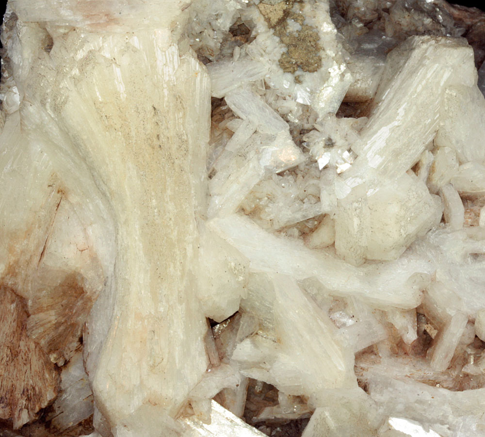 Stilbite With Heulandite