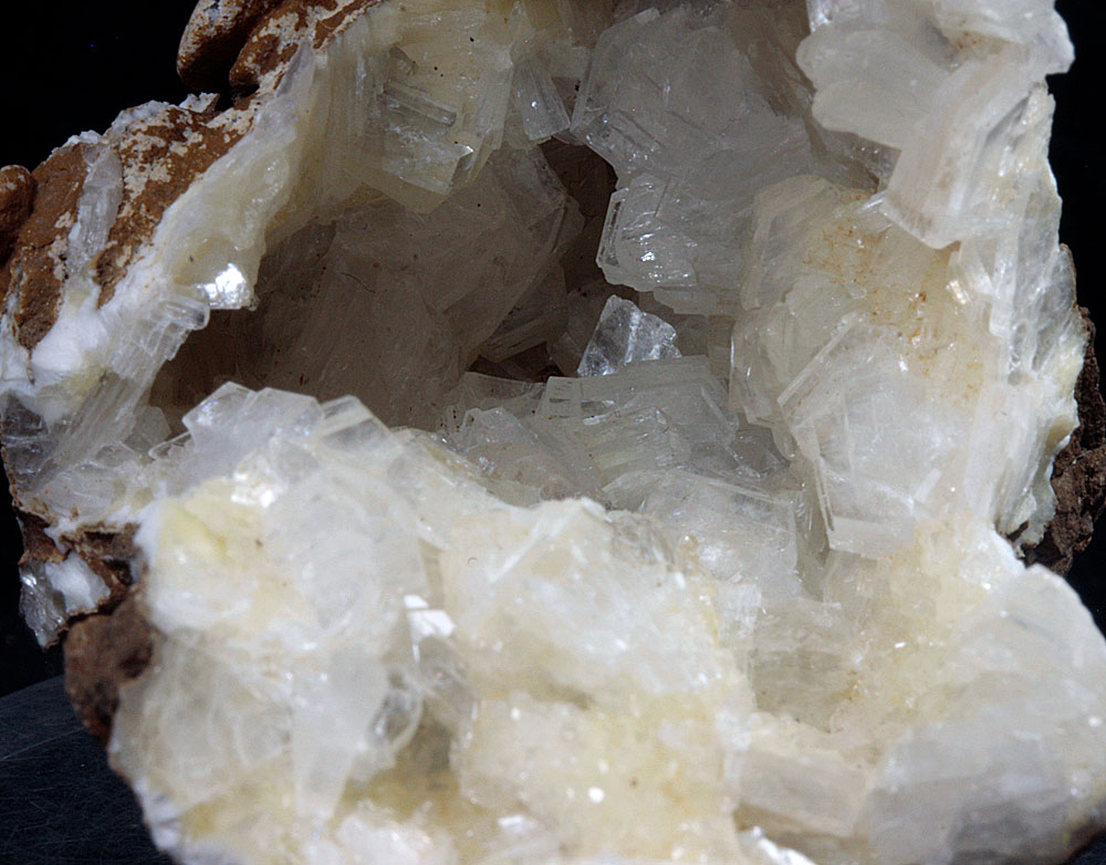 Heulandite-Ca With Mordenite