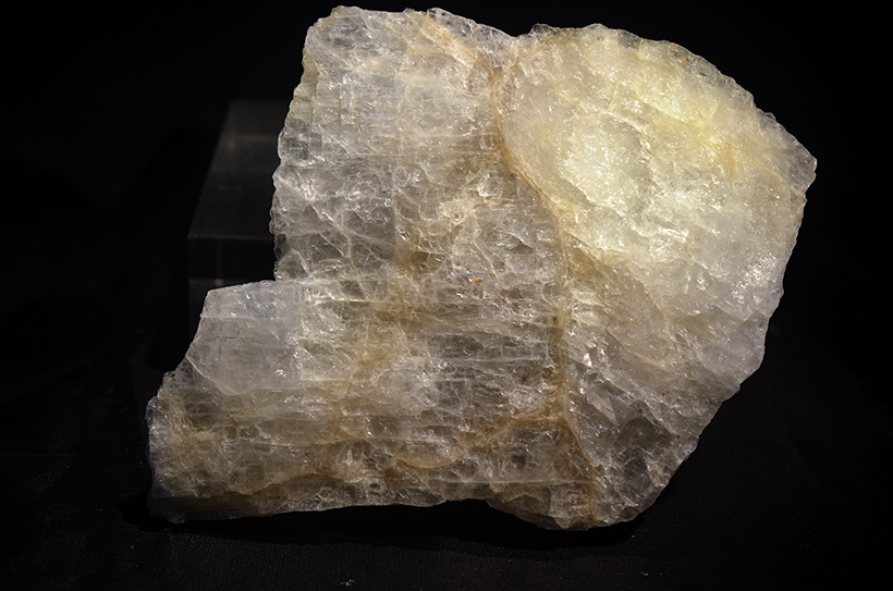 Chiolite