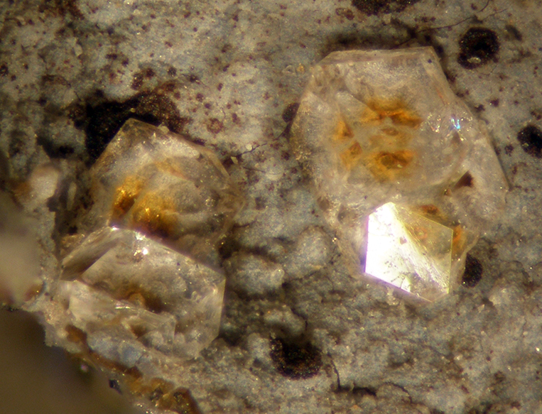 Paulingite