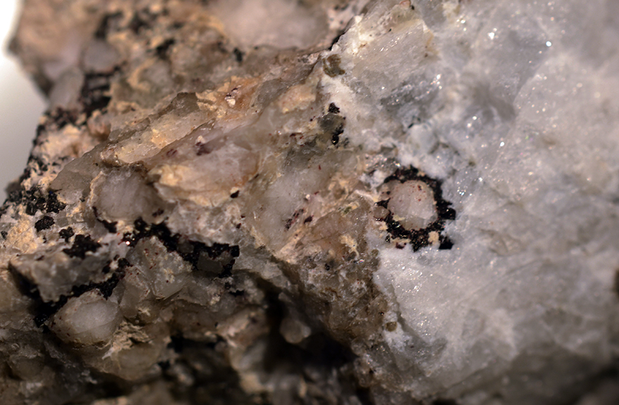 Beryllite Pyrochlore & Neptunite