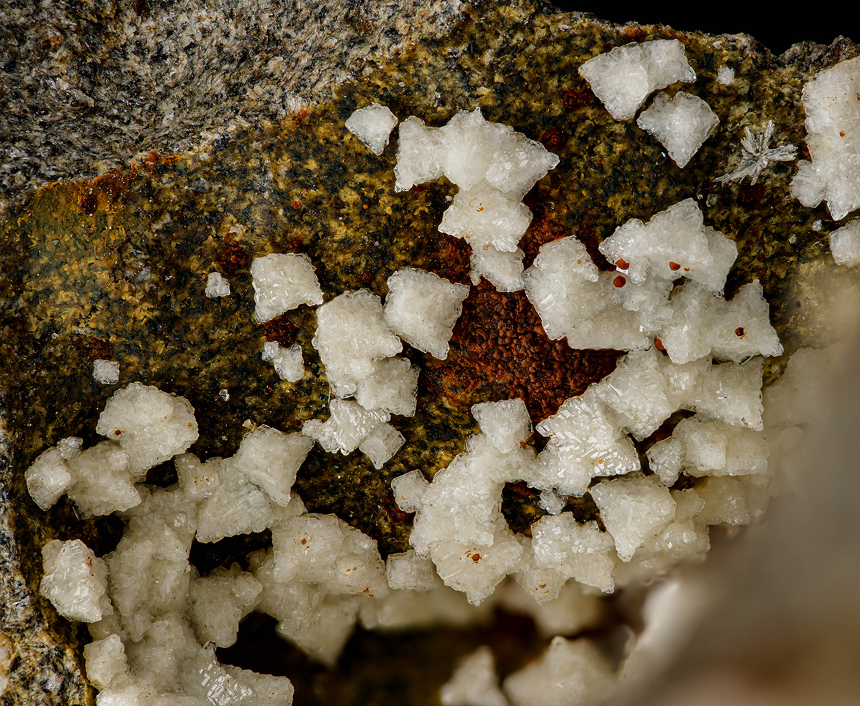 Phillipsite-Ca