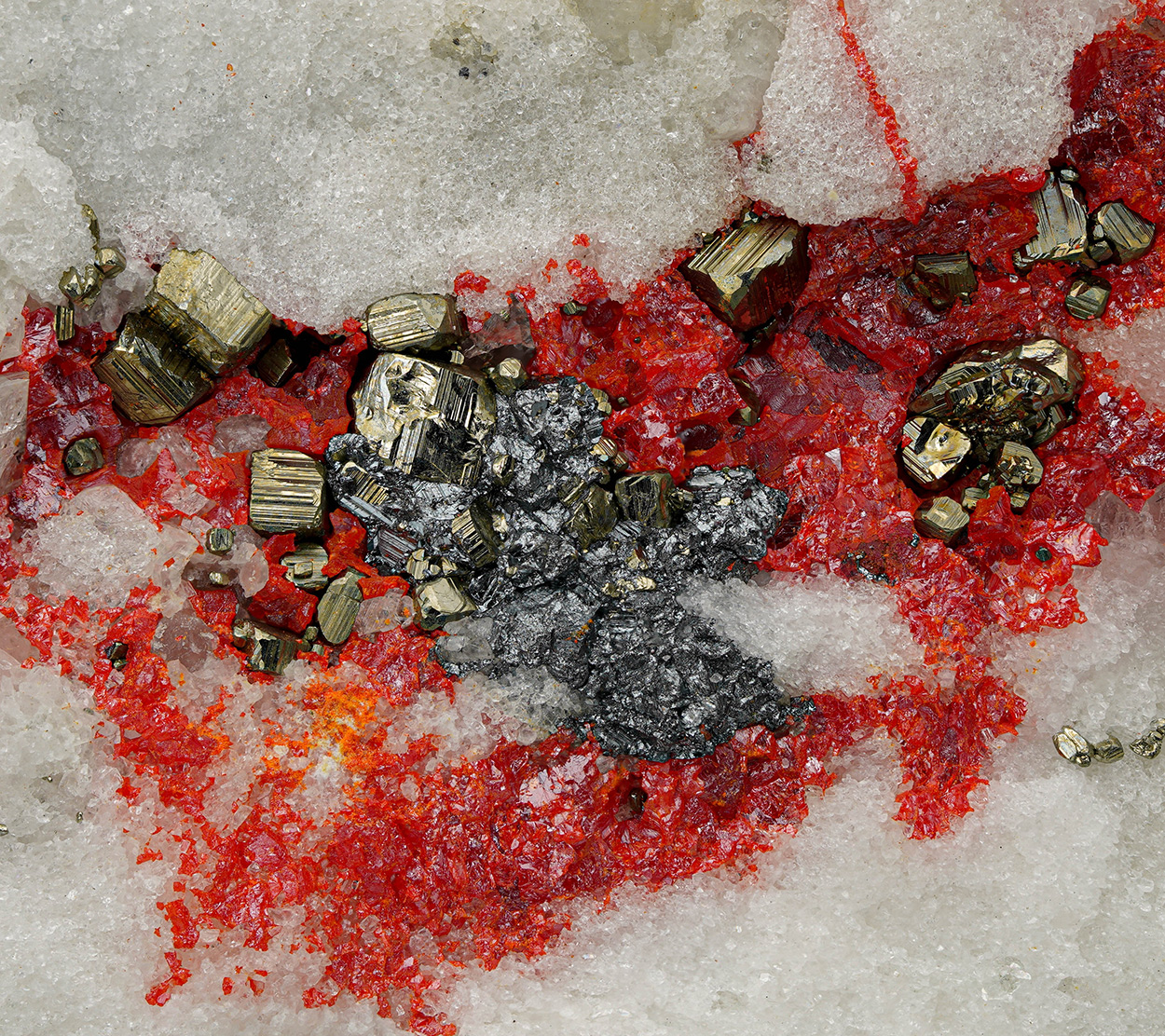 Pyrite Realgar & Dufrénoysite