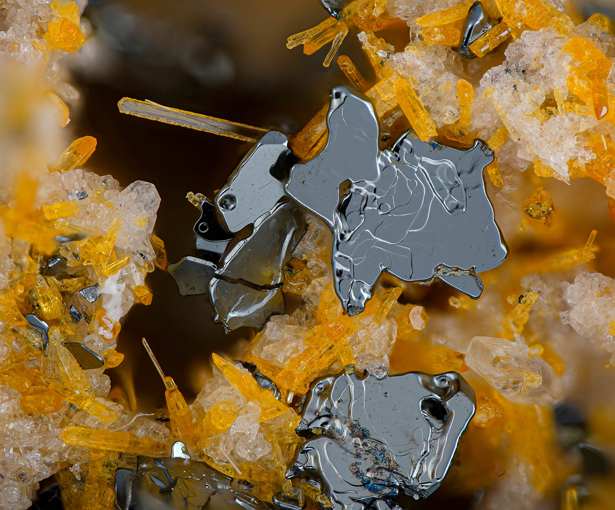 Fluoro-richterite & Hematite