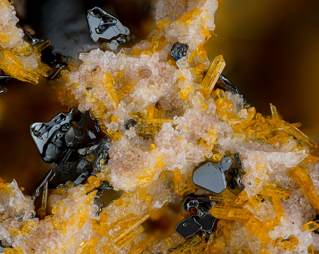 Fluoro-richterite & Hematite