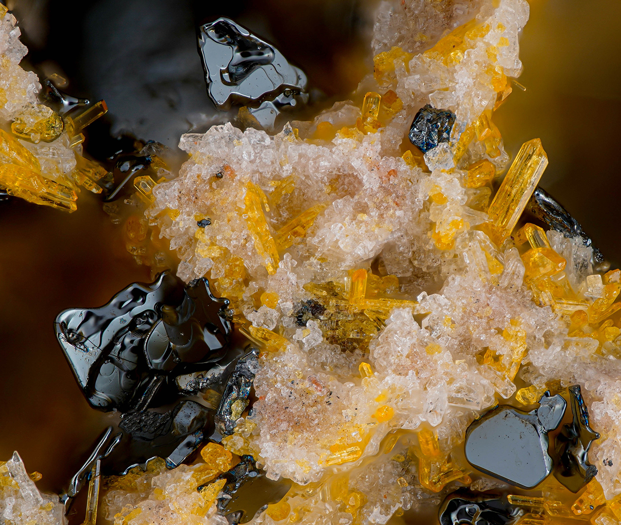 Fluoro-richterite & Hematite