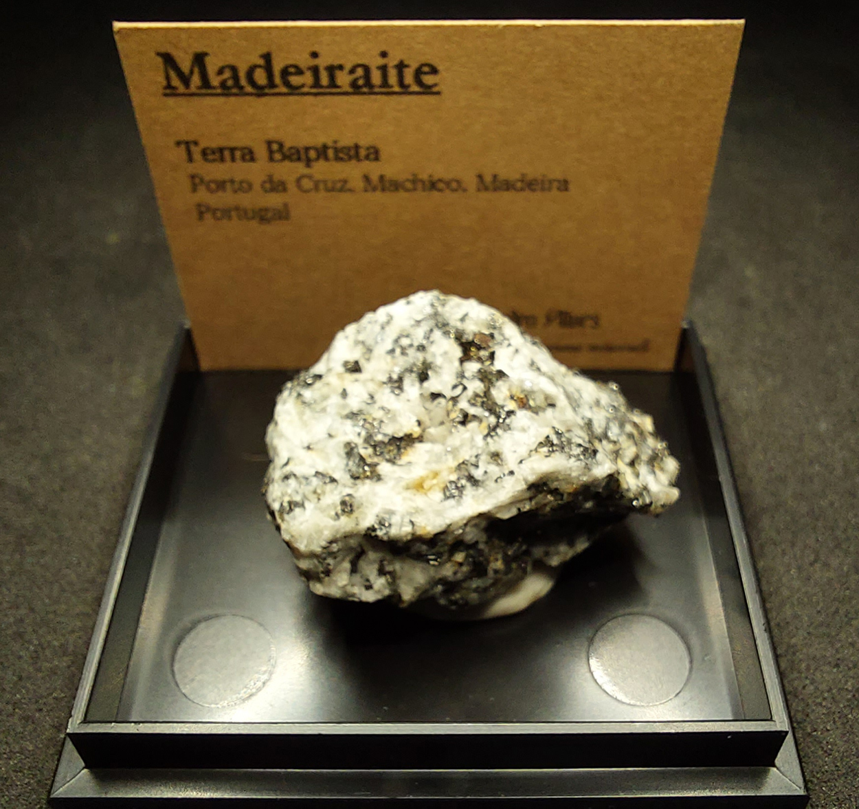 Madeiraite