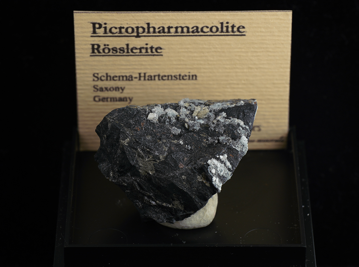 Picropharmacolite & Rösslerite