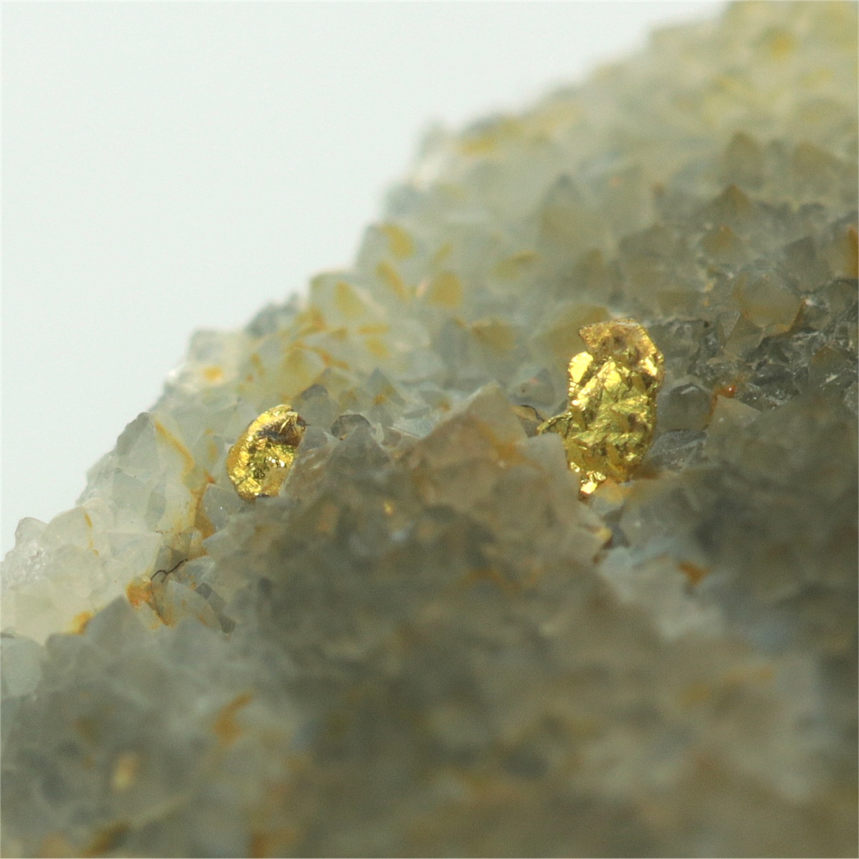 Gold With Quartz