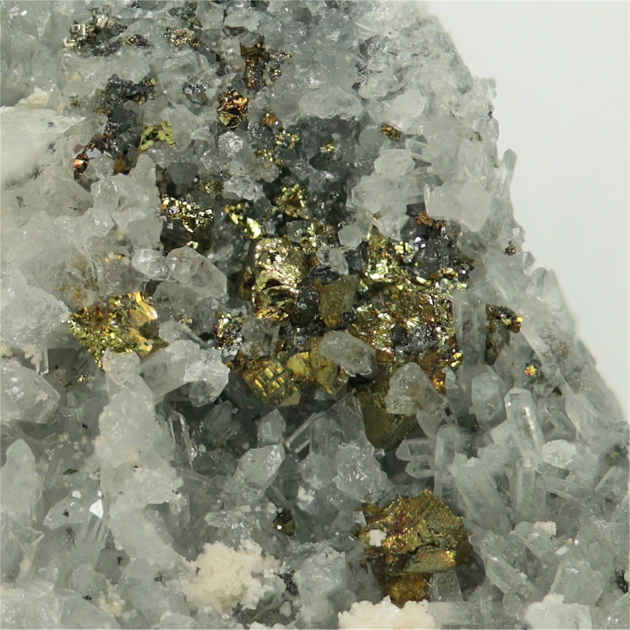 Gold With Chalcopyrite & Sphalerite & Quartz