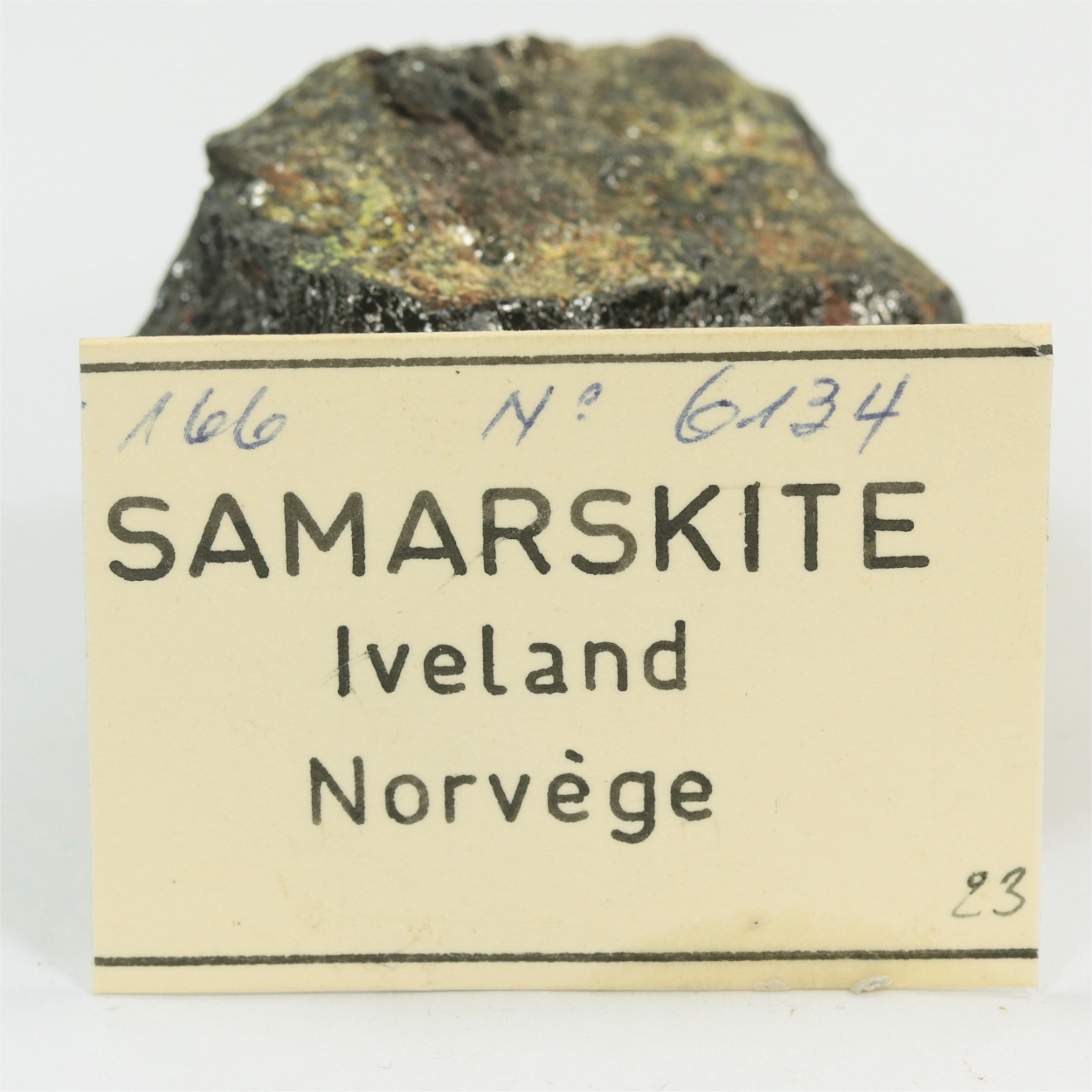 Samarskite