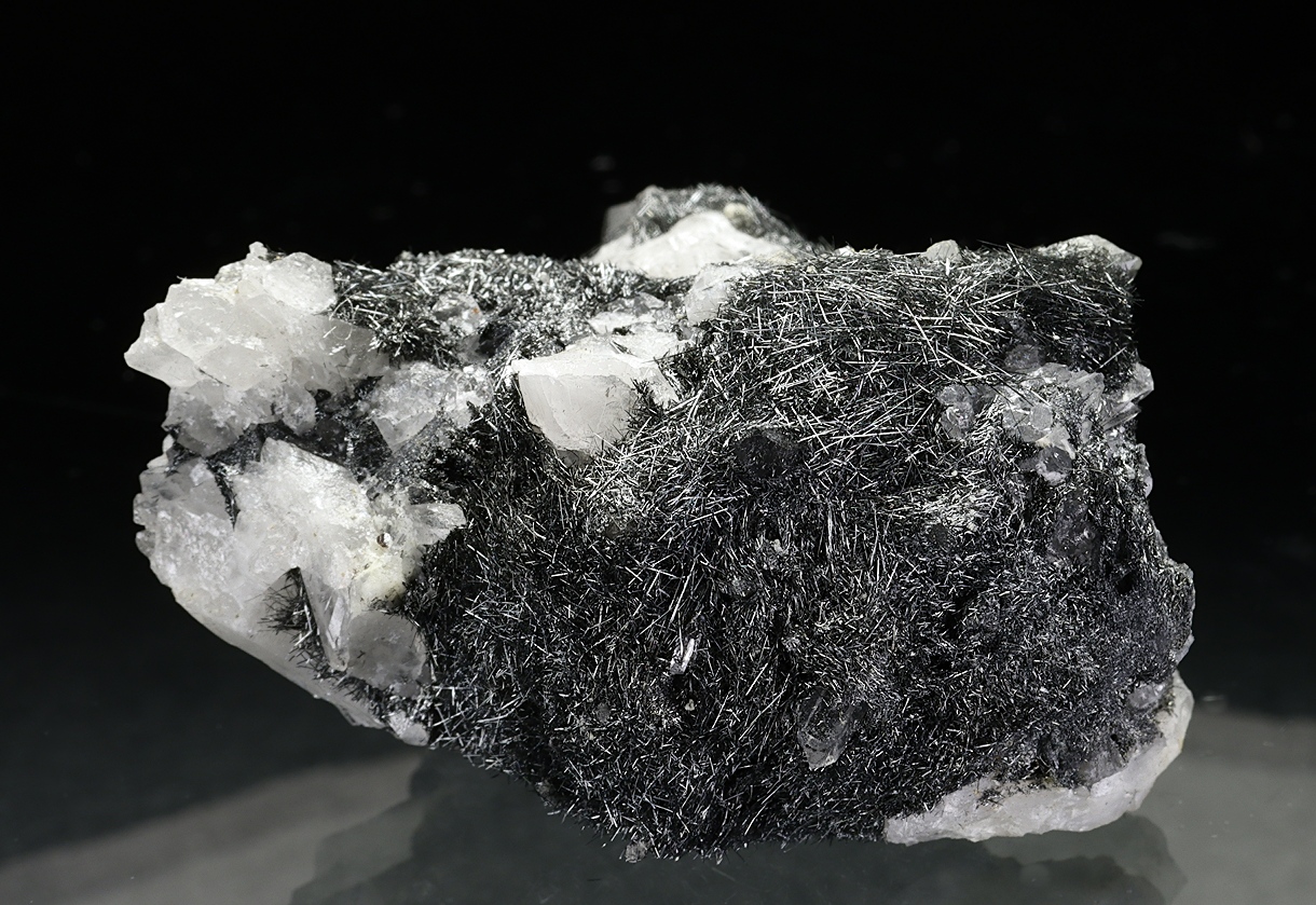 Boulangerite & Quartz