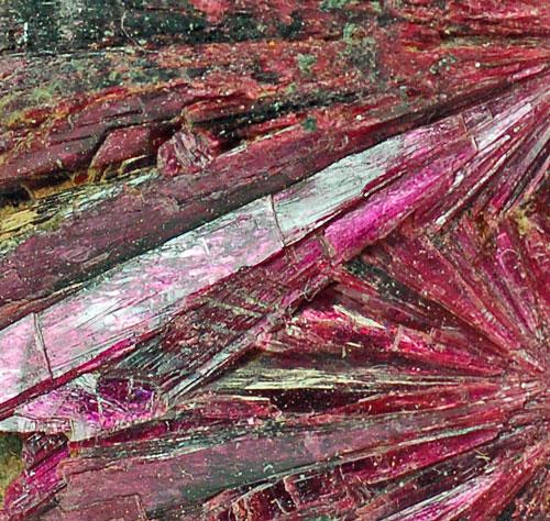 Erythrite