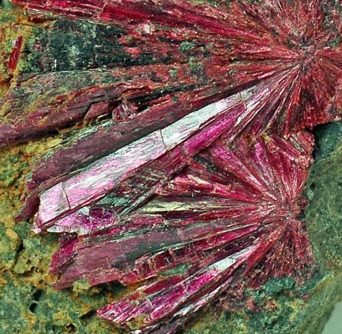 Erythrite