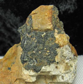 Zirconolite Var Polymignite