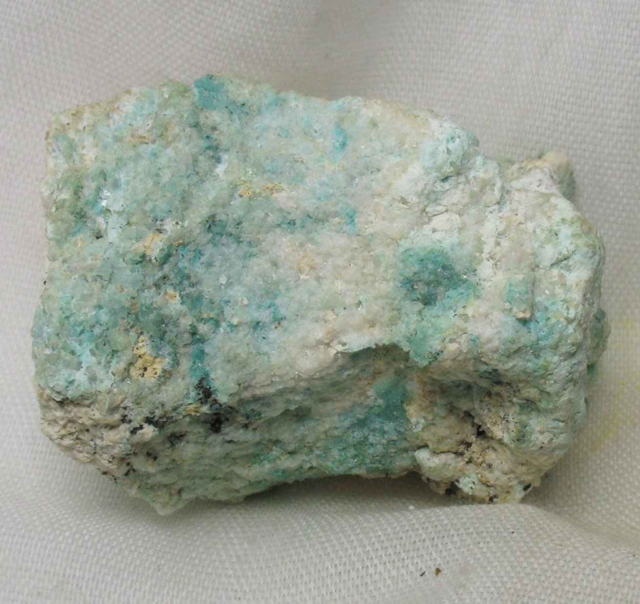 Varlamoffite & Turquoise & Wavellite